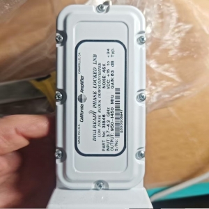 California Amplifier digi-ready phase locked LNB 45K高频头